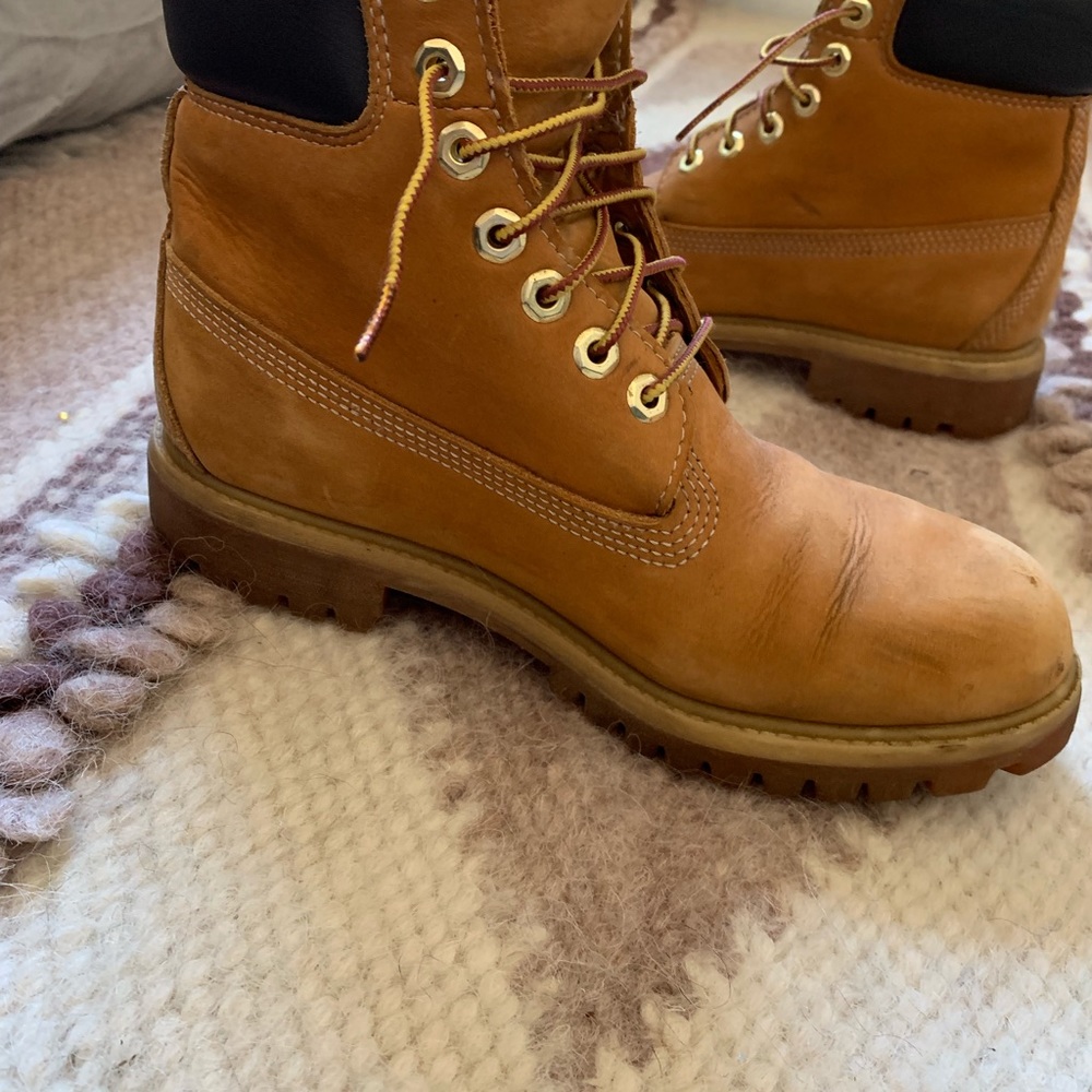 Timberland Boots - Picture 4 of 8